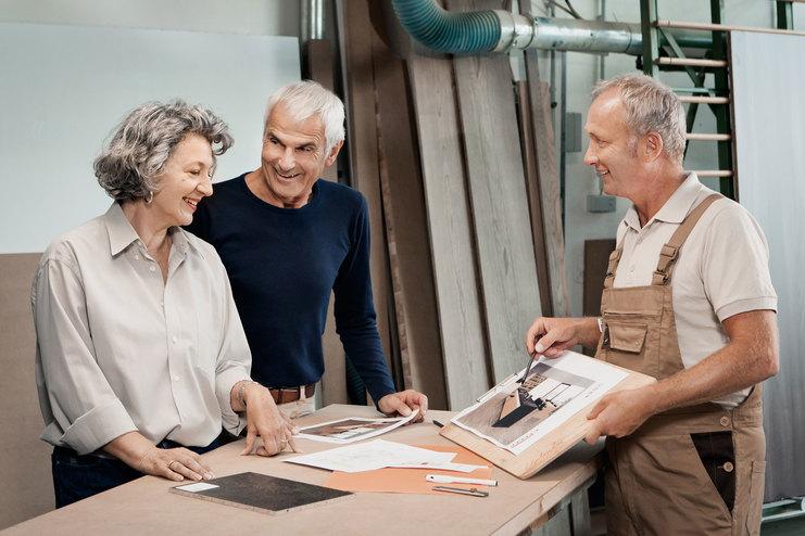 Präsentation von Oberflächen durch Tischler Präsentation von Oberflächen durch Tischler anhand eines Boards